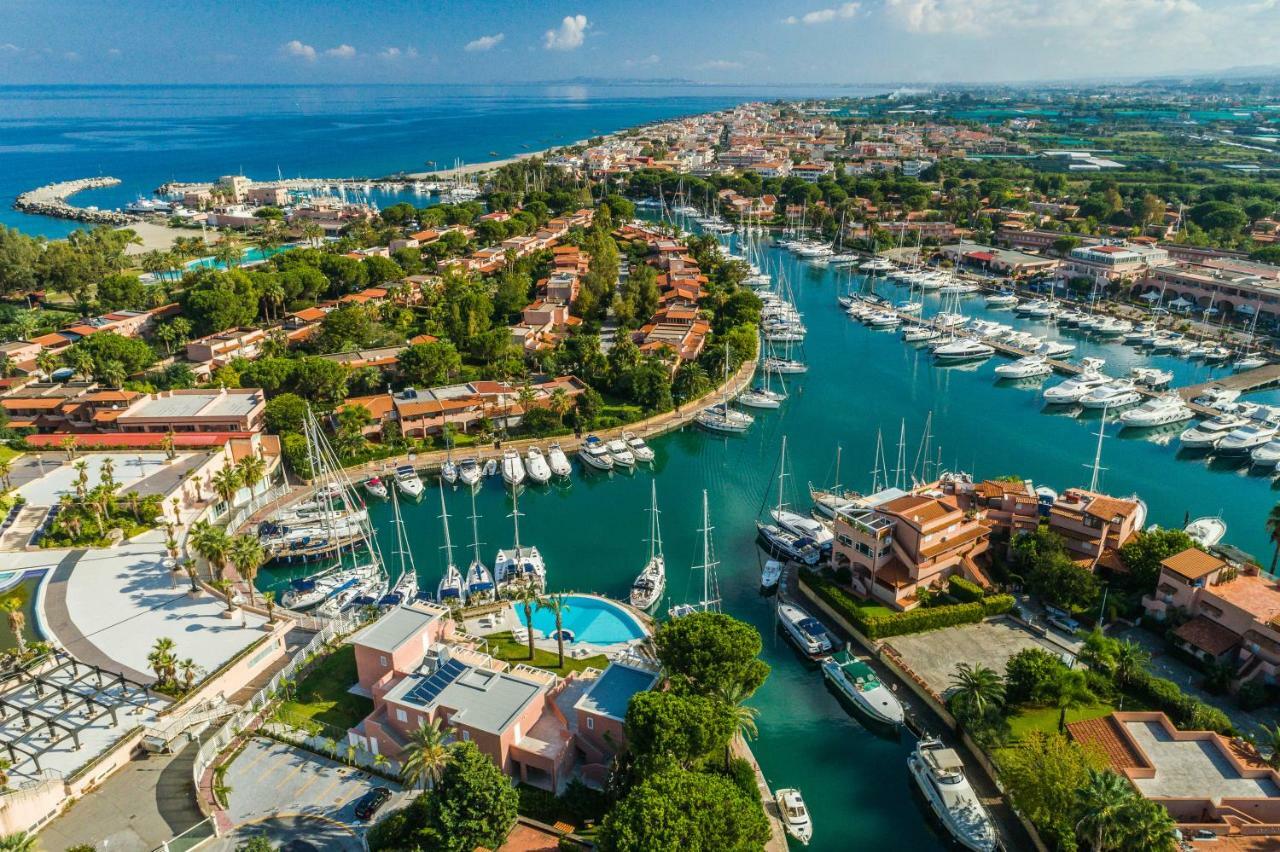 Residence Delfino, Portorosa Furnari Exterior photo