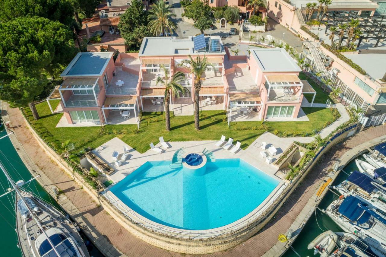 Residence Delfino, Portorosa Furnari Exterior photo