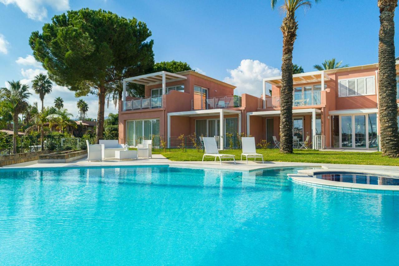 Residence Delfino, Portorosa Furnari Exterior photo
