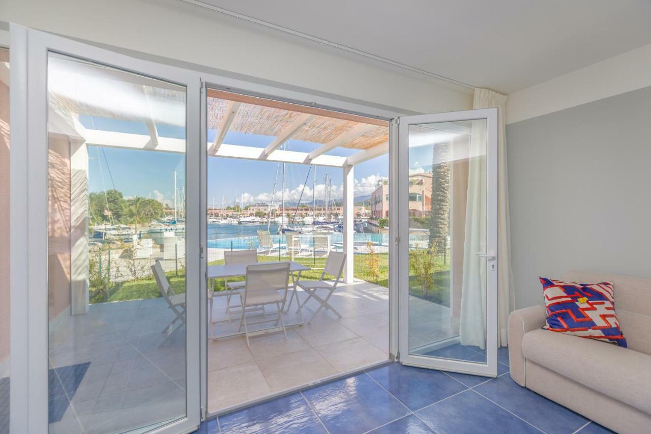 Residence Delfino, Portorosa Furnari Exterior photo